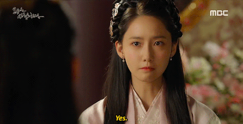 partycardigann:“The Queen is hosting a tea party and will invite young ladies from n