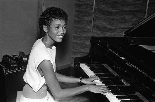 classicladiesofcolor:Whitney Houston