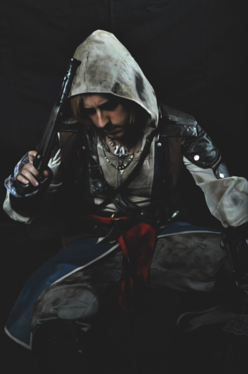 missartistsoul: #EdwardKenway Part II #cosplay #photoshoot #photography #AssassinsCreed #malemodel