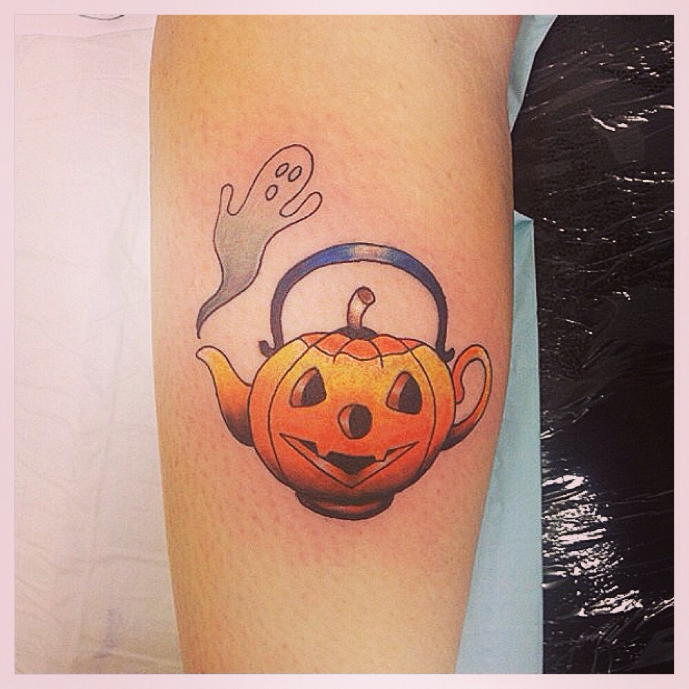 rocknrollbabydoll:  Today I got this little dude tattooed on me and I’m so in love!