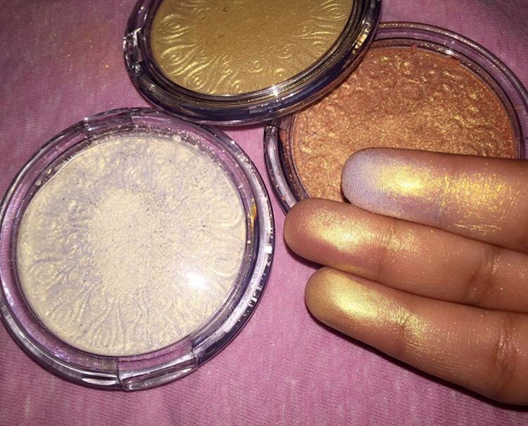 black-exchange:  Who Is She Cosmetics   www.whoisshecosmetics.com // IG: whoisshecosmetics