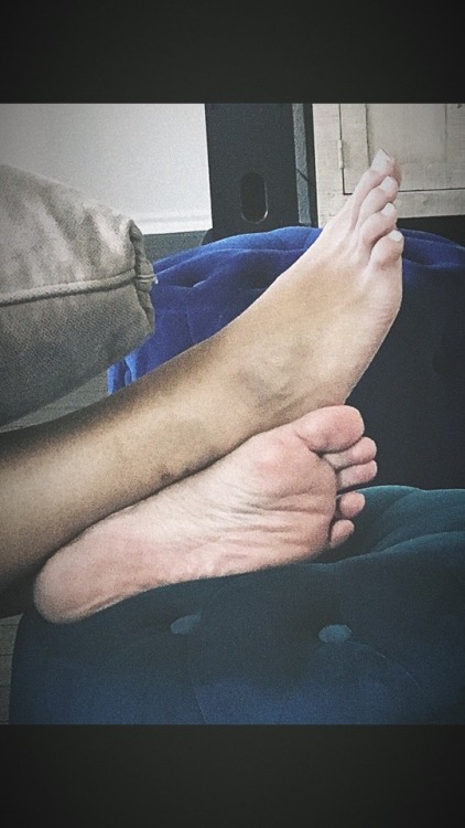 mybeautifulfeet2: Good morning everyone!