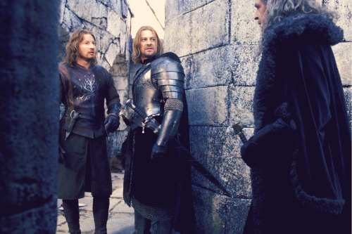l-o-t-r: “We shot a beautiful scene for The Two Towers. It was Sean Bean, myself and David Wenham – 