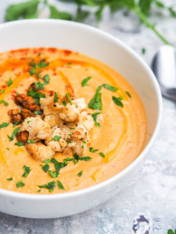 guardians-of-the-food: Roasted Cauliflower Soup Vegan + GF roasted cauliflower soup with garlic. Healthy and hearty! 