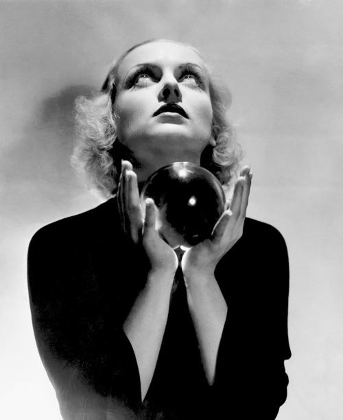 summers-in-hollywood:Carole Lombard for Supernatural, 1933