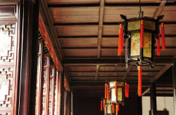 dearmissemma:  Chinese lantern in the hall@