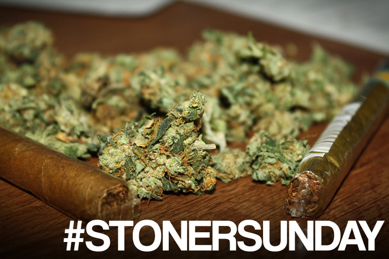 weedporndaily:  Happy Stoner Sunday! Tag your stash #stonersunday or submit it and get