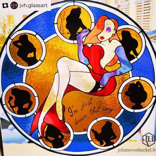 This is beautiful! Jessica Rabbit in stained glass ❤️✨ ⬇️⬇️⬇️⬇️⬇️⬇️⬇️⬇️ Repost from @jvh.glassart • 