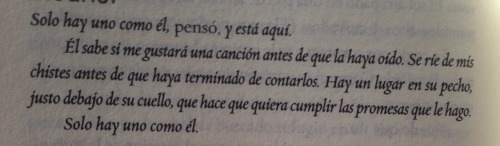 hachedesilencio:  —Eleanor & Park Rainbow Rowell