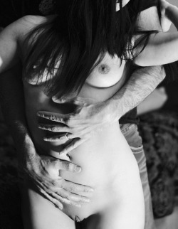 orgasms-are-fun:  His hands make me look