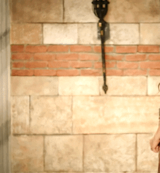 MC:Kosem – Halime’s Velvet Blue Gown & Golden Kaftan, 1x04