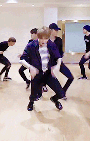 1aeyong:chain dance practice, taeyong