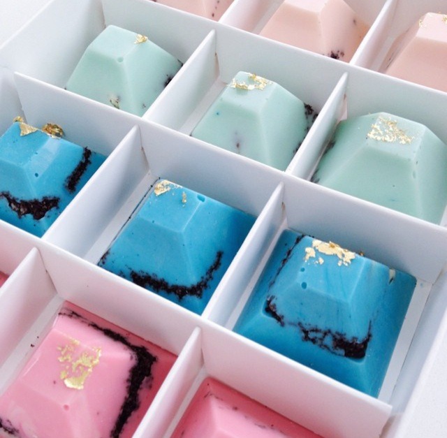 nae-design:  Gemstone chocolates by Nectar &amp; Stone, Australia 