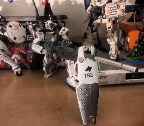 A few more shots of the MG 1/100 RGM-79SP GM Sniper II &ldquo;Dire Wolf&rdquo; Custom Modeled by@jor