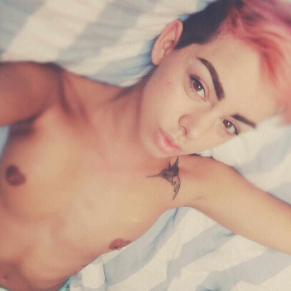araxielangley:Bed lazes