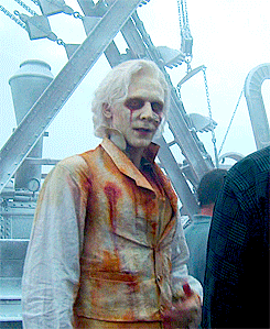 lokihiddleston:Thomas Sharpe Ghost | When he comes it’s like he was going out of the computer screen