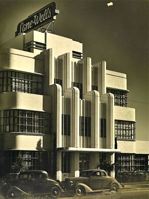 back-then:  The Lane-Wells Company headquarters in Los Angeles, circa 1939. 