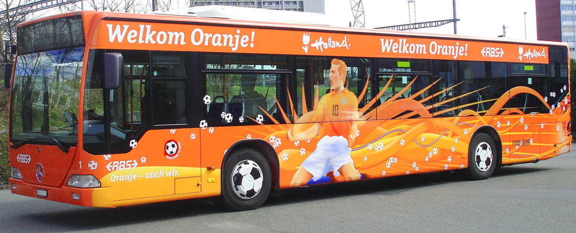 Bus-Beschriftung für die RBS anlässlich der UEFA EURO 2008.