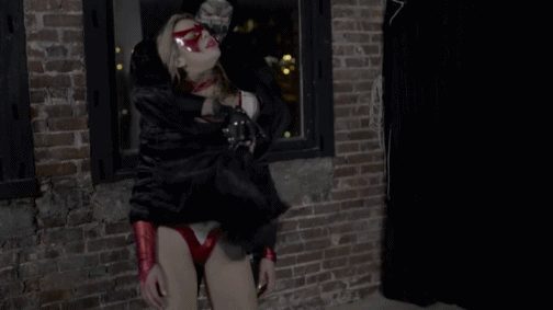 Jessica and her friends had ventured to the PleasureTorture Haunted House having