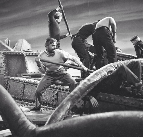 atomic-chronoscaph:20,000 Leagues Under the Sea (1954)