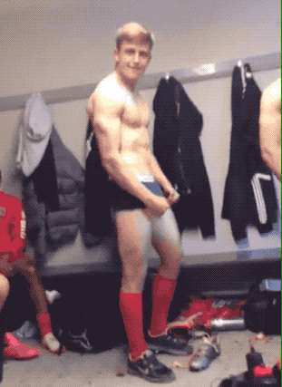 yummycollegedudes:  Locker room 