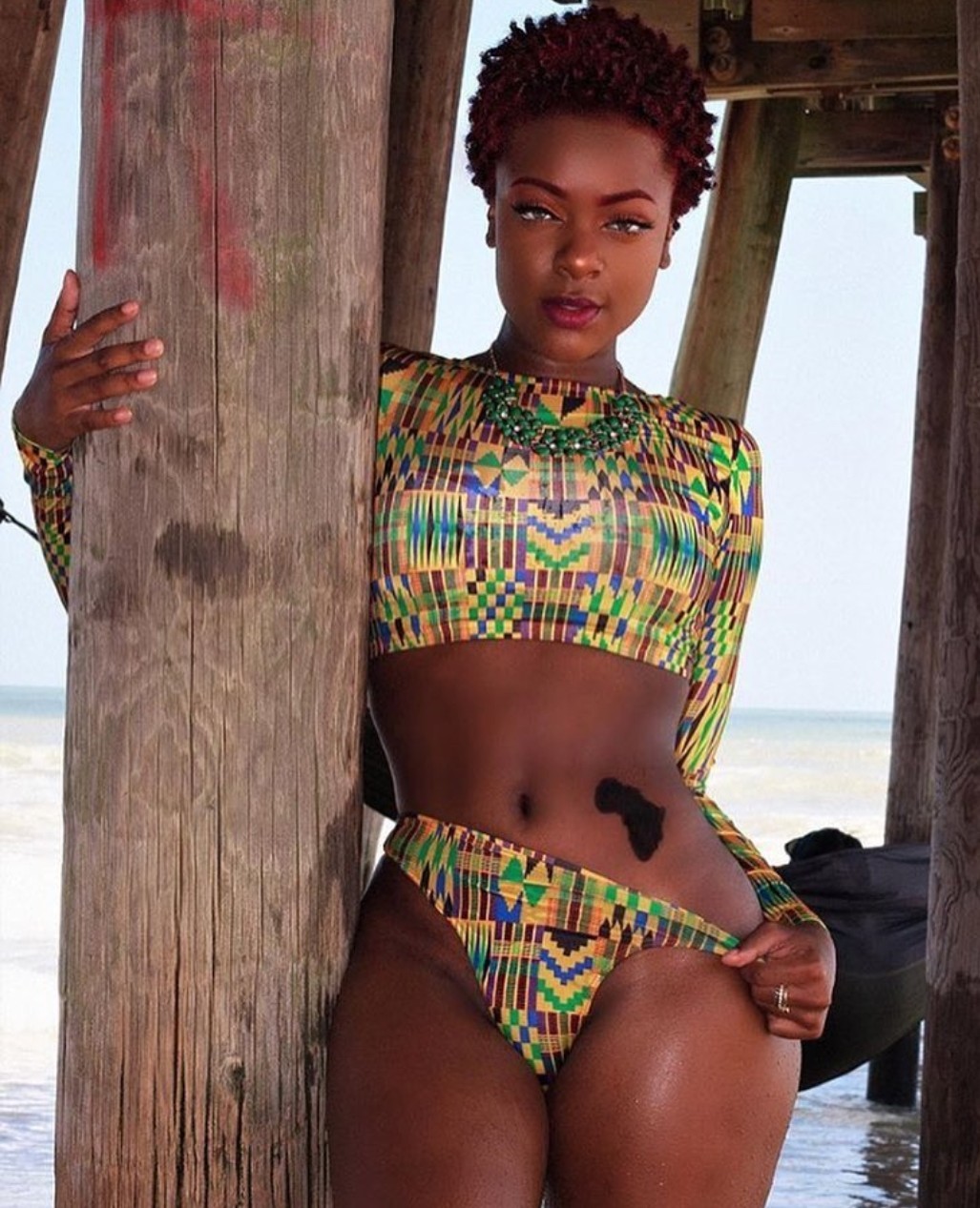 kingjazziedad:  DeliciouslySexy. CurvyLicious. BootiDelicious Ma Gorgeous Ms Enly10Me