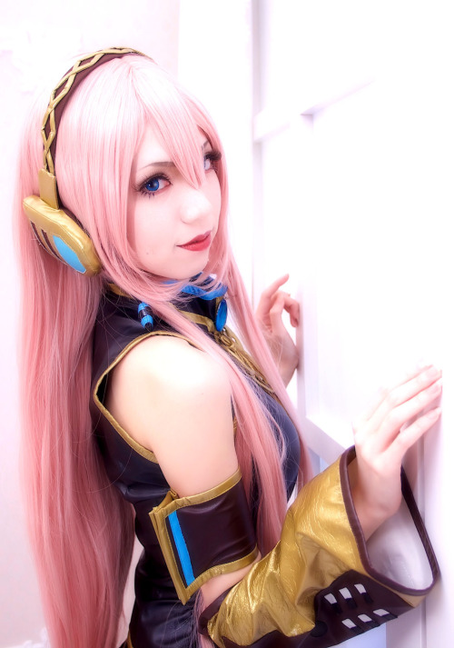 Vocaloid - Luka Megurine (Ivy) 1