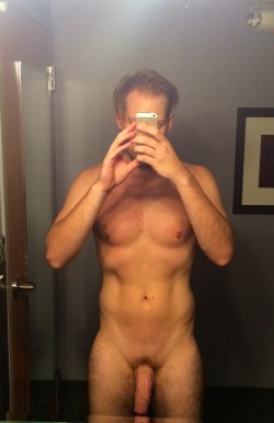 xxl-cock-lover:  would love to suck his huge cock and swallow his big load