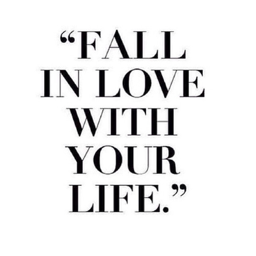 sincerely-happiness:  daises-stars:  checking out new followers here and on insta      (via TumbleOn)