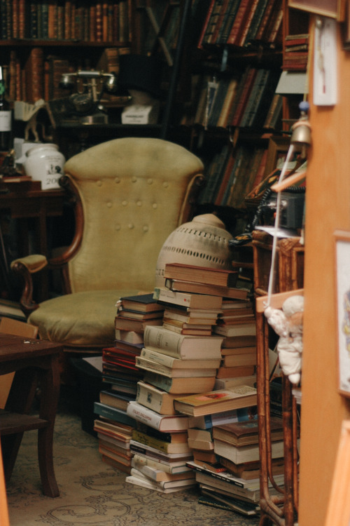 antolingarcia69: Old books. Palma. Mallorca. 