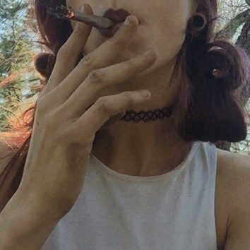 thcolleen:  psychedelic-freak-out:  Put me onto your black motorcycle, 50’s baby