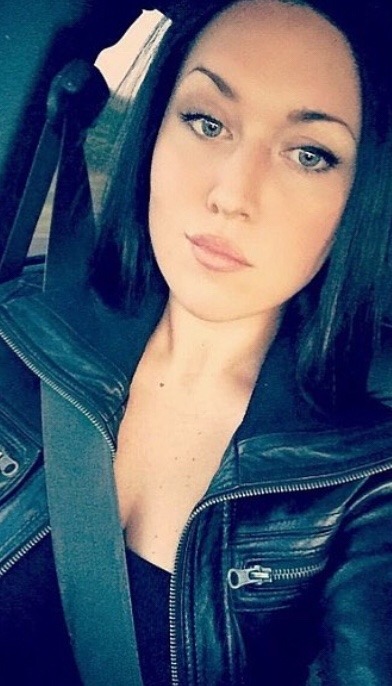 footfreak977: Liz meaty smelly gamer soles