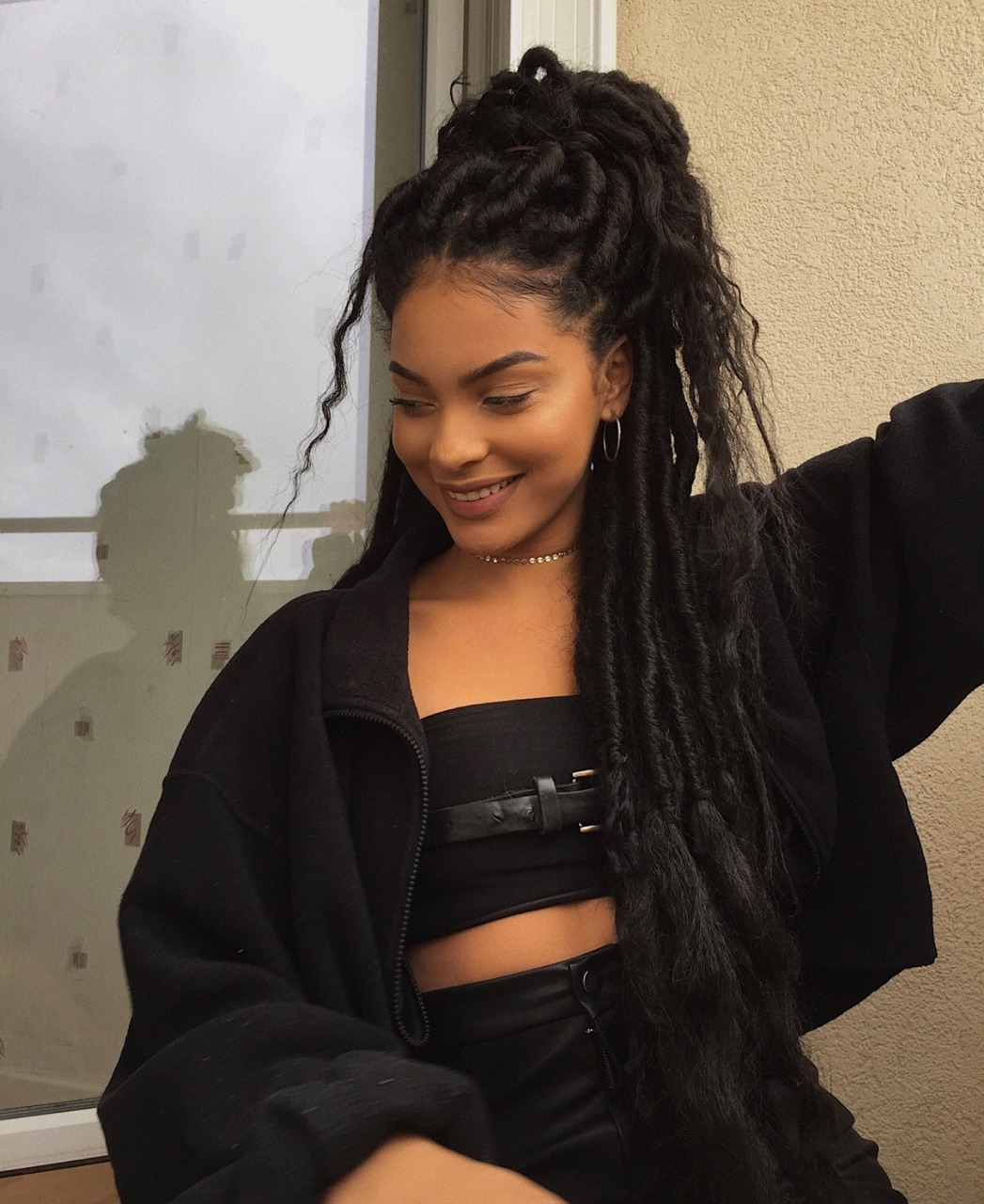 jaiking:  braidsforblackgirls:  https://www.instagram.com/flammedepigalle 😍  Follow