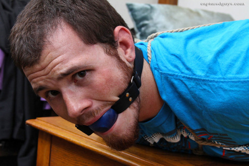 capturedguysworship:  Griffin