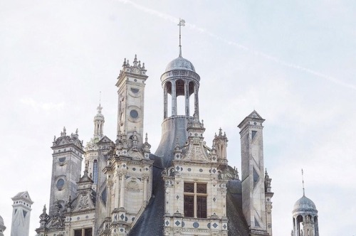andantegrazioso:Château de Chambord | feerie_rose