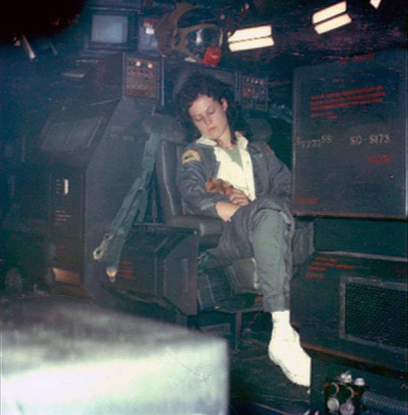 abialien:  The crew of the Nostromo Source: https://www.facebook.com/alienseries?fref=nf