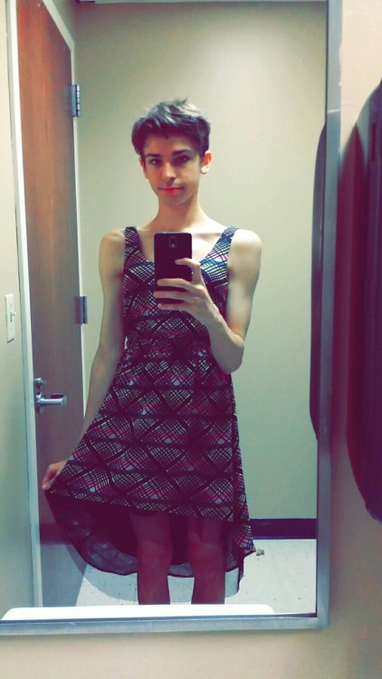 ereri-is-l0ve-ereri-is-life: phanickingatthedisco: ereri-is-l0ve-ereri-is-life: Birthday dress! BUT 