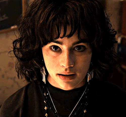 AUDREY HOLCOMB As EDEN BINGHAM In Stranger Things 4, The Dive