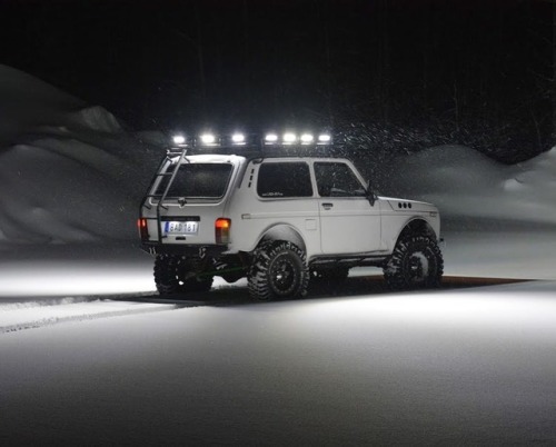 fullthrottleauto - gashetka - 1992 | Lada Niva 4×4 |...