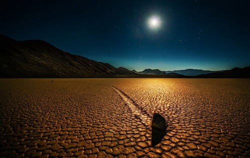 cakencookies:  hay-gurll:  mamamaboo:  14 Life Changing Destinations In America  See them all: HERE   Me right now:   NUMBER 6 IS SO AMAZING I NEED TO GO THERE 