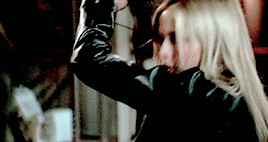 thisyearsboy:  Buffy the Vampire Slayer Meme | 6 Episodes ↳  [4/6] -‘Hush’Can’t
