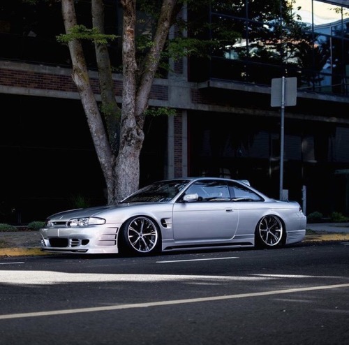 gldstr: Kyto RIDE CHECK! 1995 Nissan 240sx Suspension: Pbm coilovers Front: T3 flca extend +25 Chop