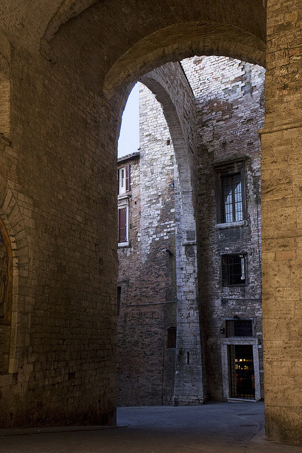 elorablue:  120512 049 Perugia by Carl Ottersen on Flickr. 