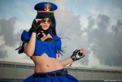 hotcosplaychicks:  Officer Caitlyn by SandroSebastiani