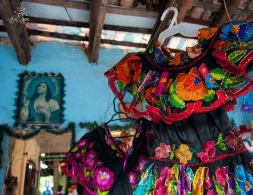 almacampalion:  Hoy se volverán a pintar de colores las calles de Chiapa de Corzo, gracias a 