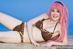 whatimightbecosplaying:  Megurine Luka: Beach by ocwajbaumCheck out http://whatimightbecosplaying.tumblr.com for more awesome cosplay