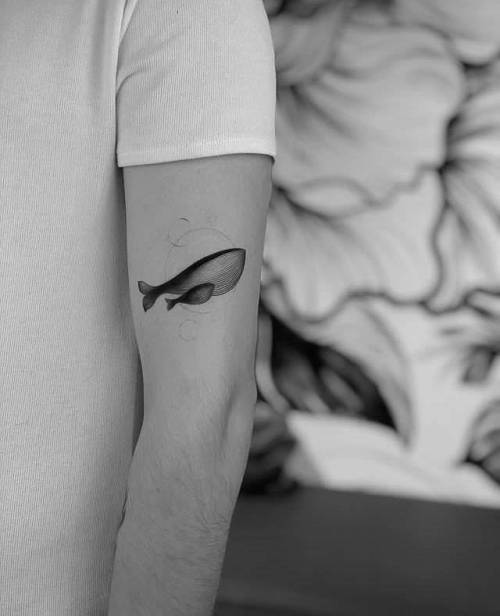 officiallittletattoos: By Ali Anıl Erçel, done at Tattoom Gallery, Istanbul. ttoo.co/p