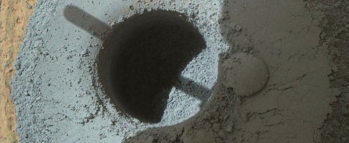 mindblowingscience:Curiosity drill site reveals Mars isn’t red - it’s greyish-blueNASA&r