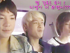 lhoe:  ljoe is having problems with his hair… 