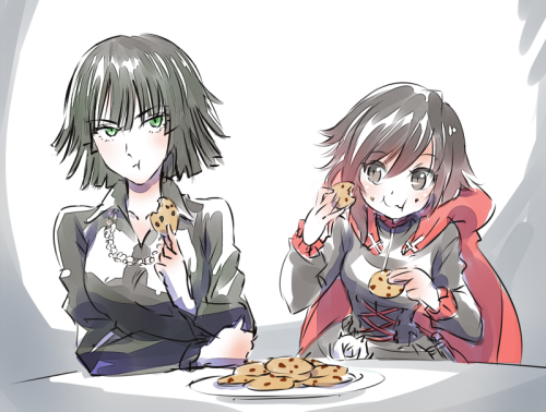 thekusabi:  Fubuki (OnePunch-Man) and Ruby Rose (RWBY) share chocolate chip cookies. Both are voiced by Saori Hayami. By いえすぱ 